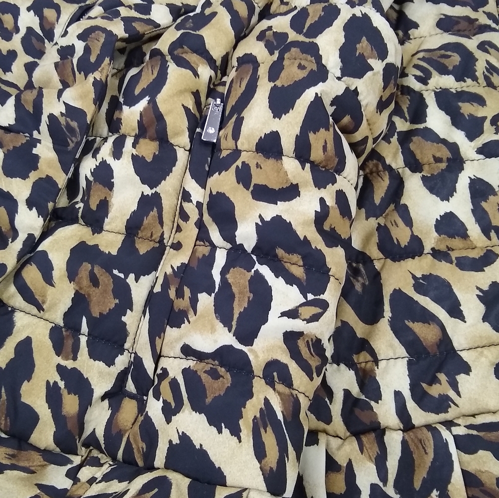 Puffer Jacket - Picture 6 of 7